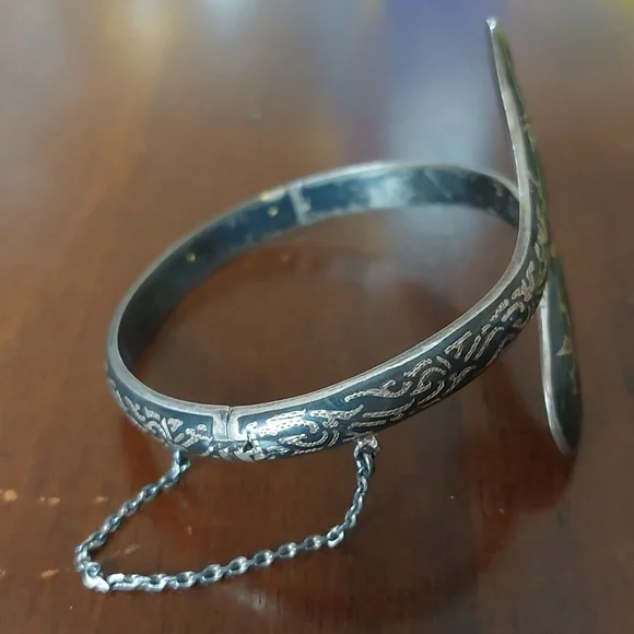 Vintage 925 Siam Sterling Niello Hindu Goddess Bypass Hinged Bangle Bracelet - Picture 3 of 8